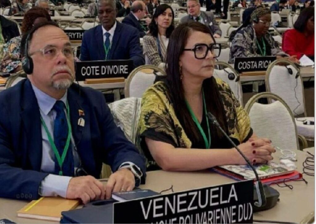 photo_2025-11-05_17-20-40