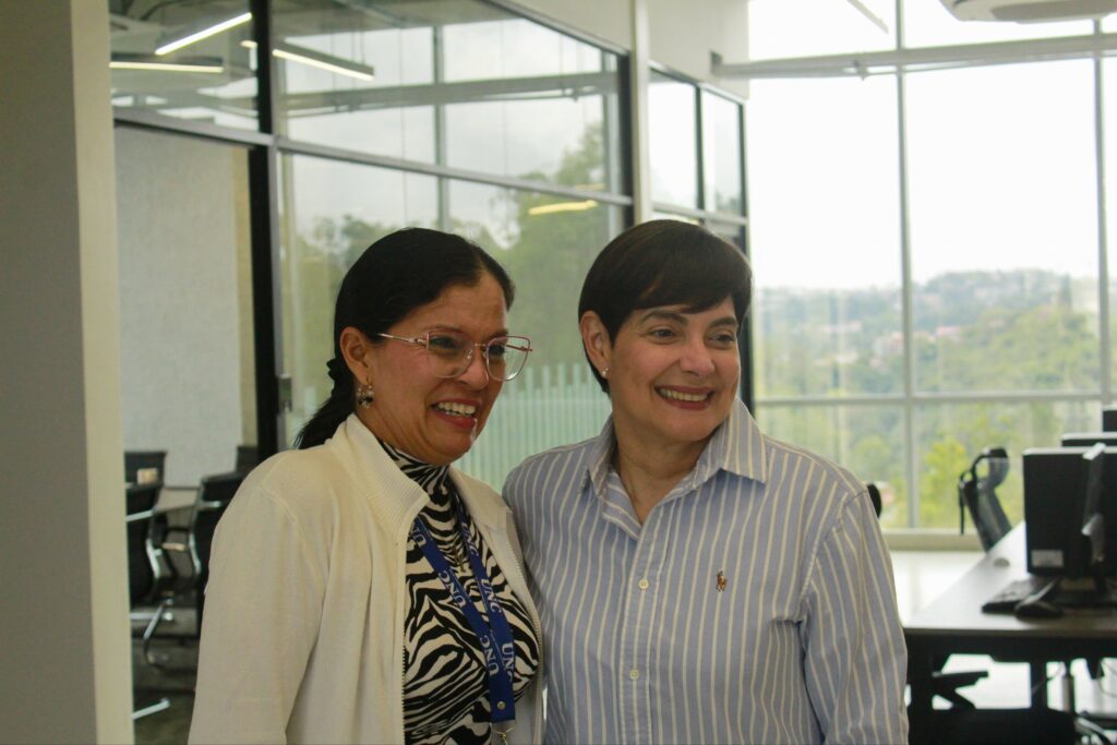 photo_2025-11-10_12-52-00