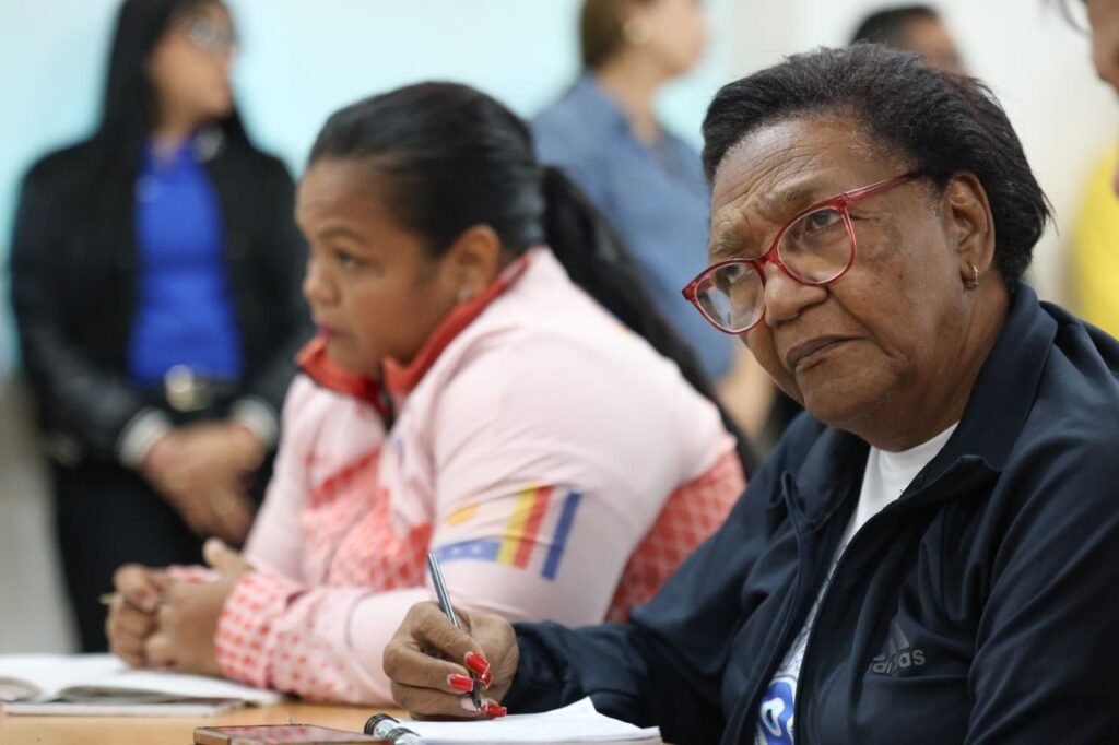 photo_2025-11-13_11-37-25