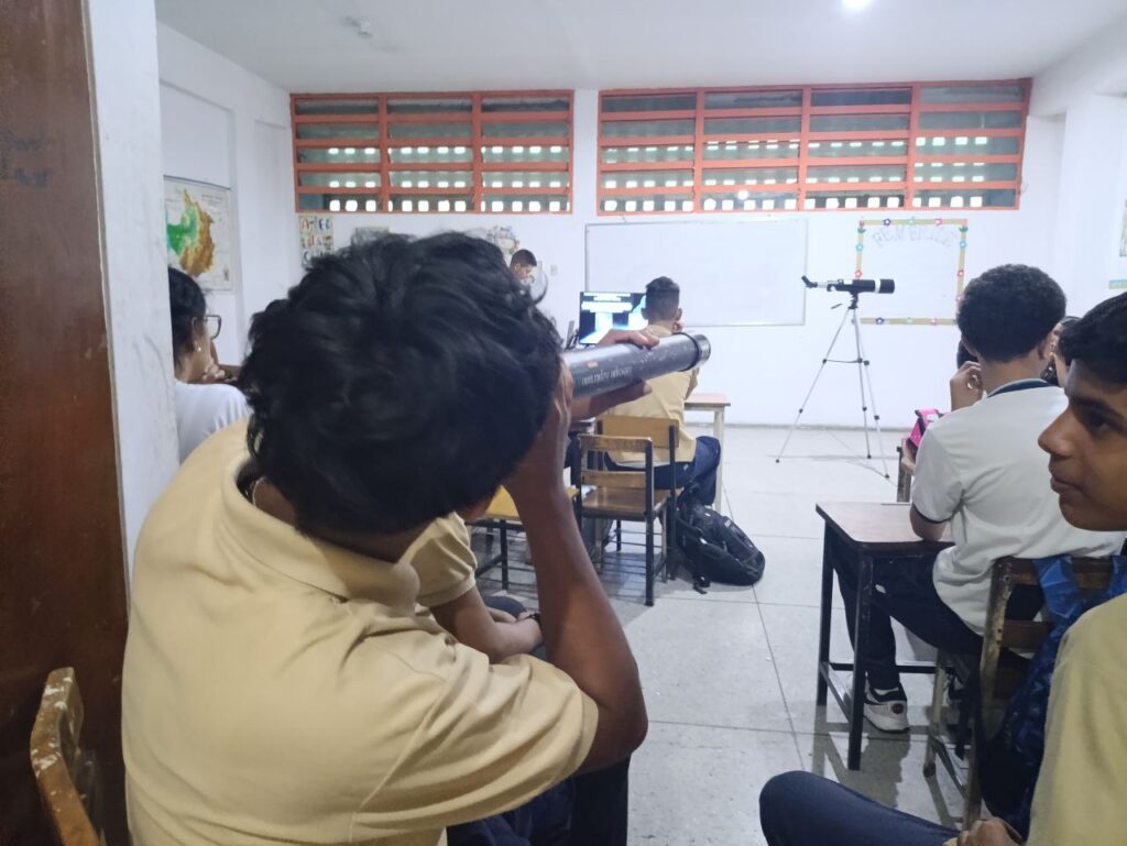 photo_4911500587556342541_y