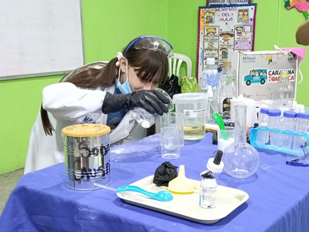 photo_4911500587556342546_y