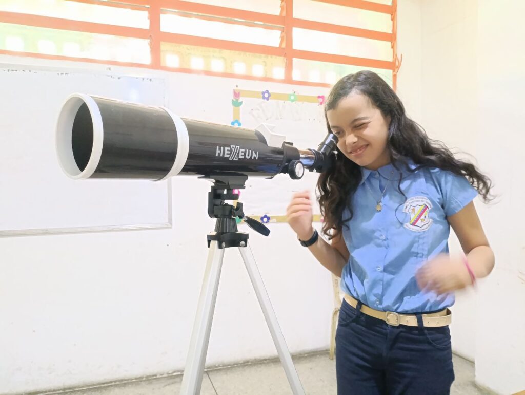 photo_4911500587556342548_y