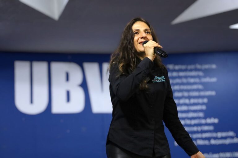 Expertos venezolanos imparten ciclo de conferencias sobre Hidrología Isotópica en la UBV