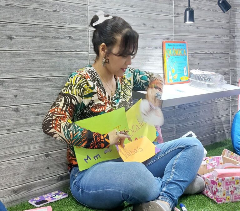 photo_4971978954059221848_y