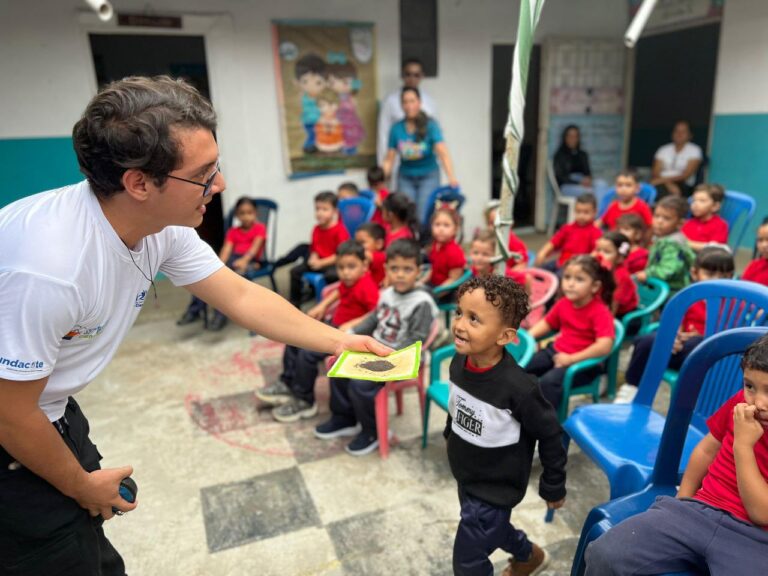 photo_4972528031268277050_y