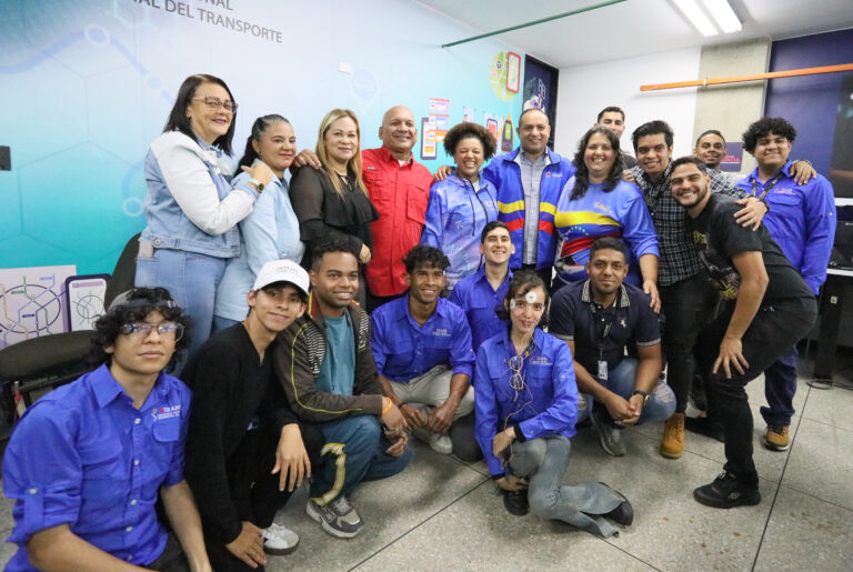 Gobierno nacional entrega moderno laboratorio de electrónica a la UNETRANS