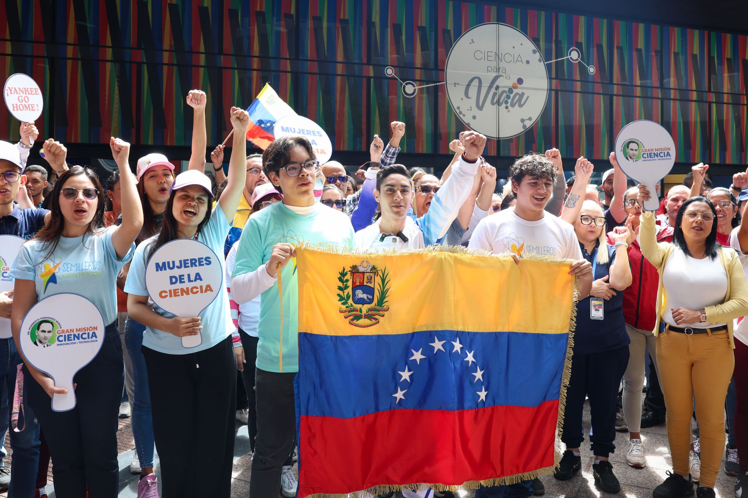 Sector científico y tecnológico ratifica compromiso con la defensa de la Patria