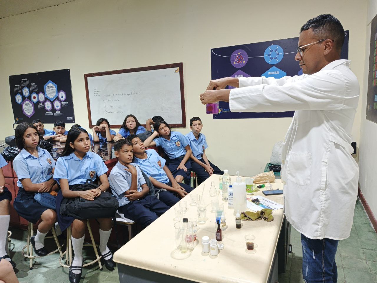 Más de 260 jóvenes participan en despliegue territorial de los semilleros científicos en Sucre