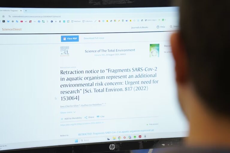 Expulsión y declive de una revista científica: un sistema guiado por el dinero