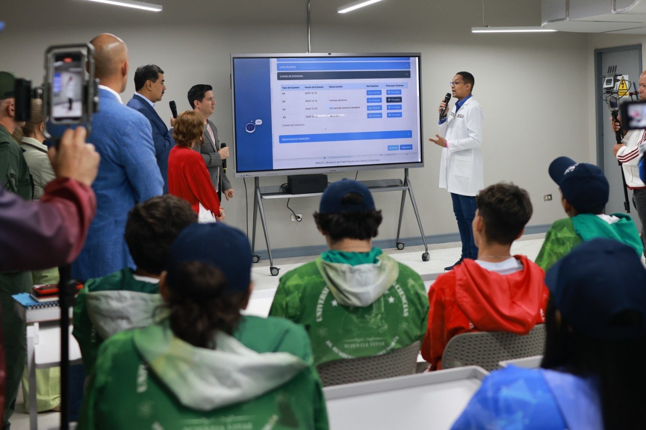 Presentan Historia Clínica Única para fortalecer el registro de pacientes en el sistema público de salud