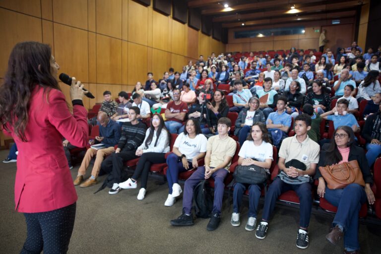 Mincyt ofrece actividad pedagógica e histórica sobre las matemáticas en Caracas