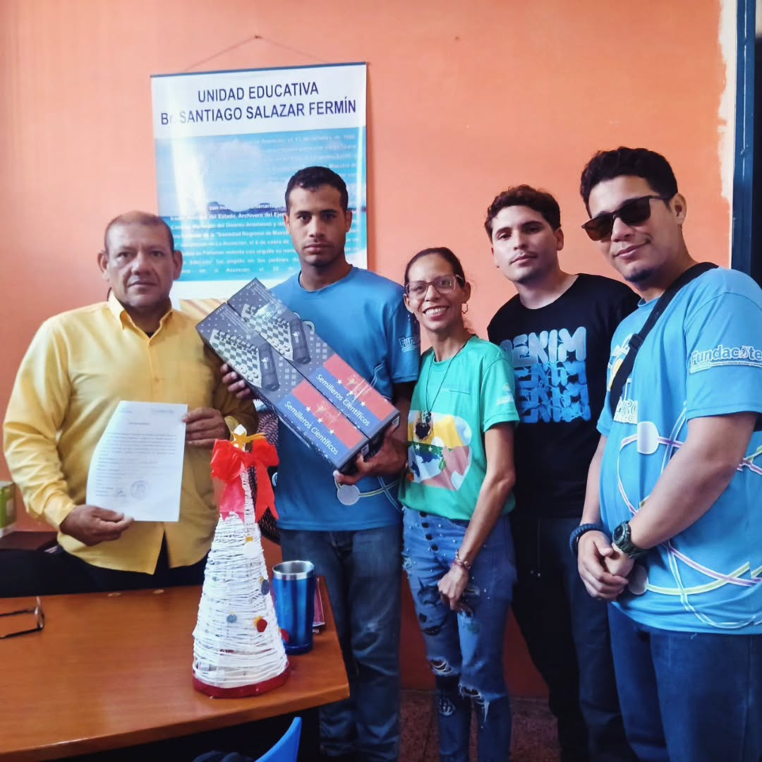 Instituciones educativas de Nueva Esparta recibieron kits de ajedrez y telescopios