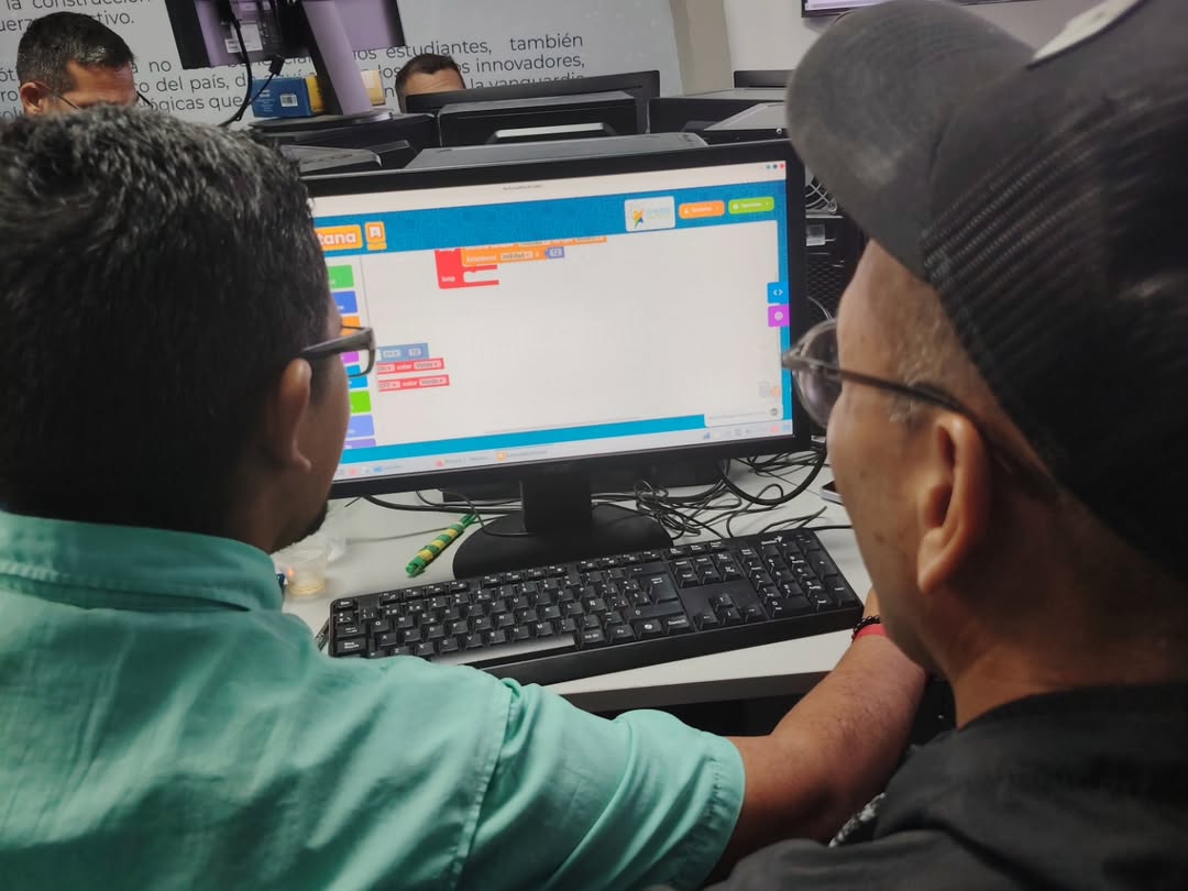 Agenda Pequeños Ingenieros capacitará a profesores del estado Anzoátegui