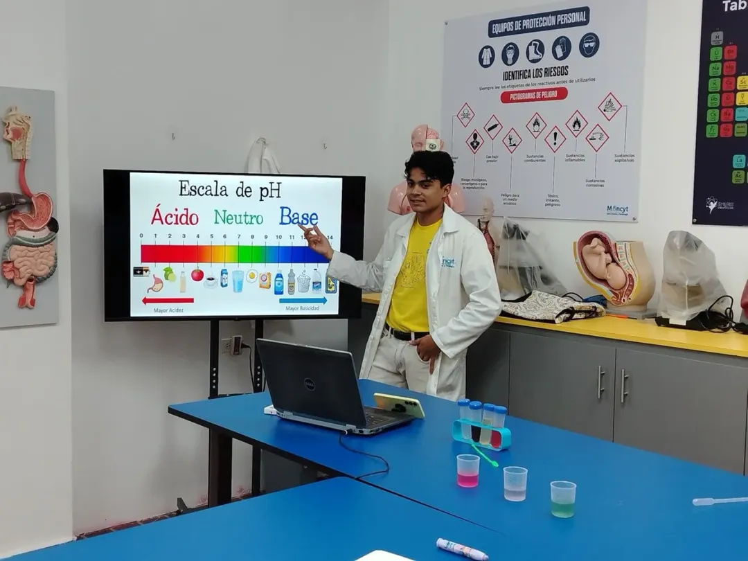 Docentes de Anzoátegui se capacitan en metodología STEAM