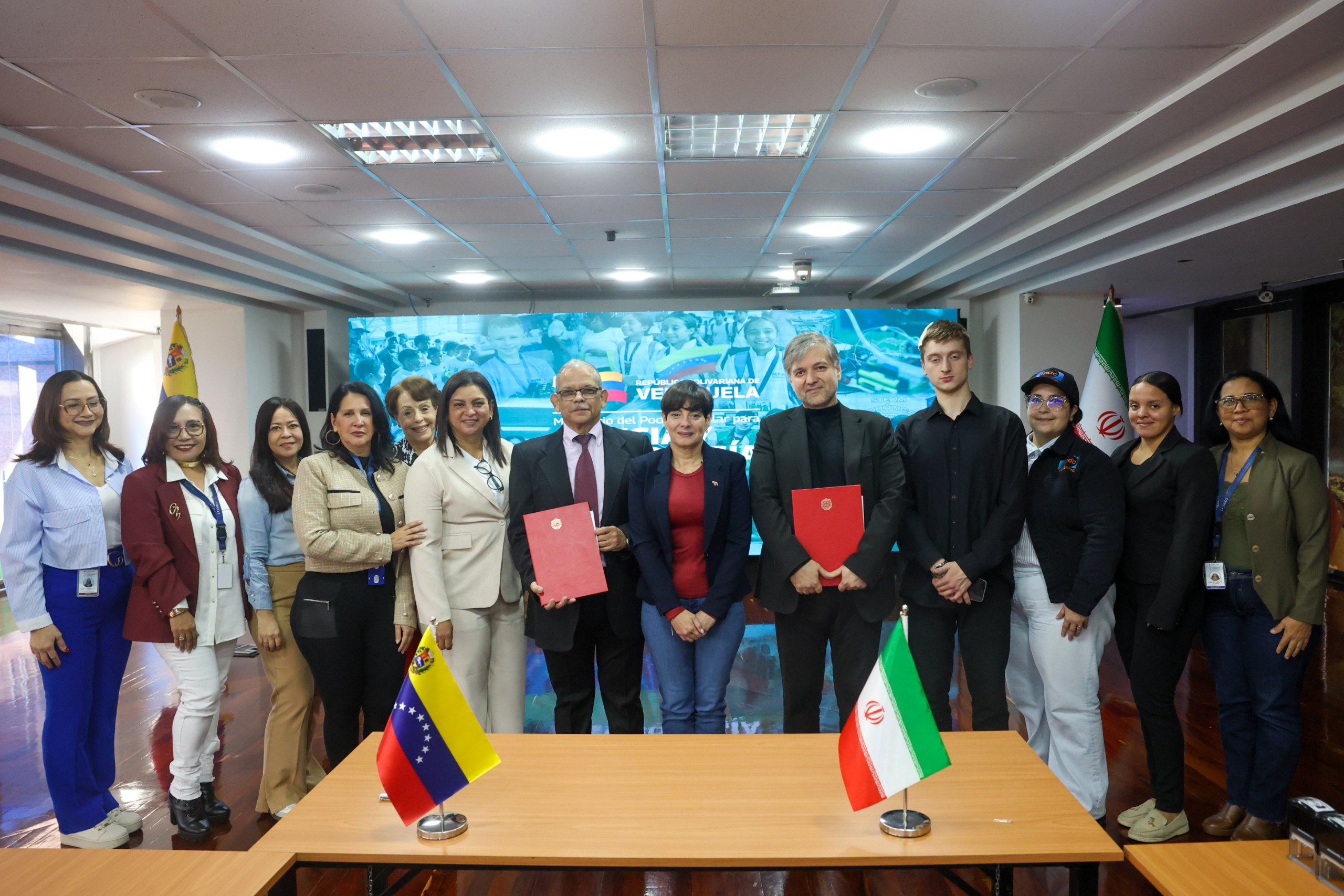 Venezuela e Irán fortalecen cooperación científica para robustecer sistema de salud