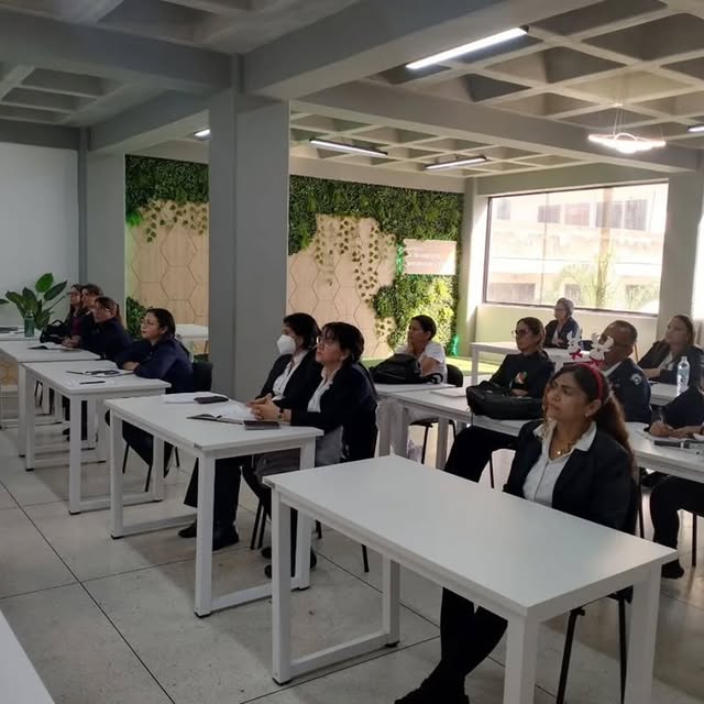 Personal de enfermería de Insalud se capacita en inteligencia artificial