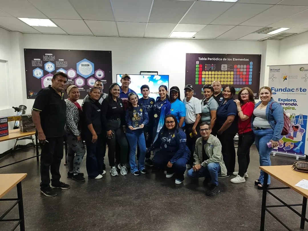 Gobierno Bolivariano dota a centros educativos zulianos de kits didácticos