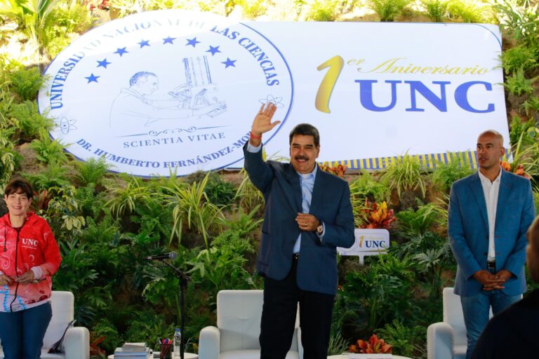 Presentan Historia Clínica Única para fortalecer el registro de pacientes en el sistema público de salud