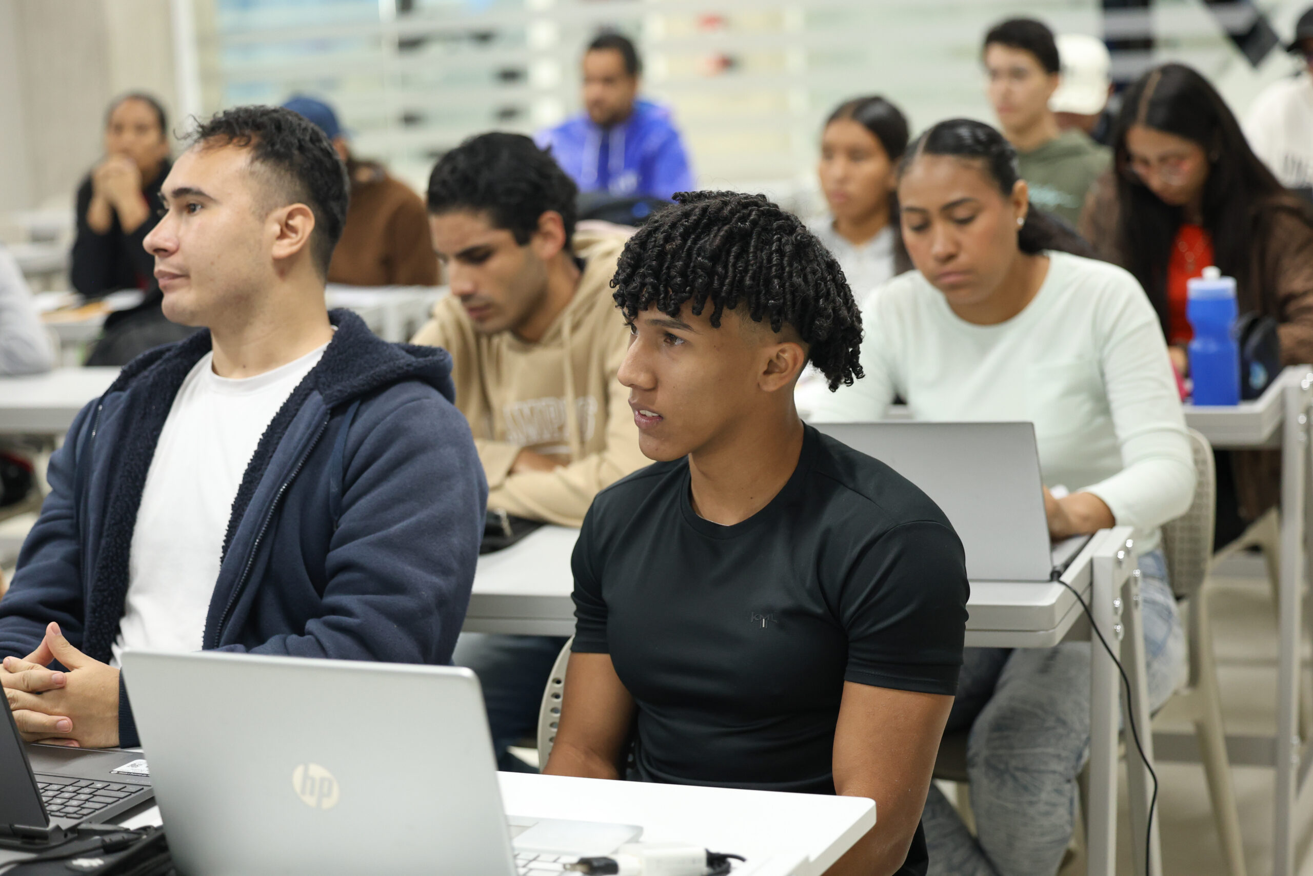 Universidad Nacional de las Ciencias renueva su compromiso con el conocimiento en 2026