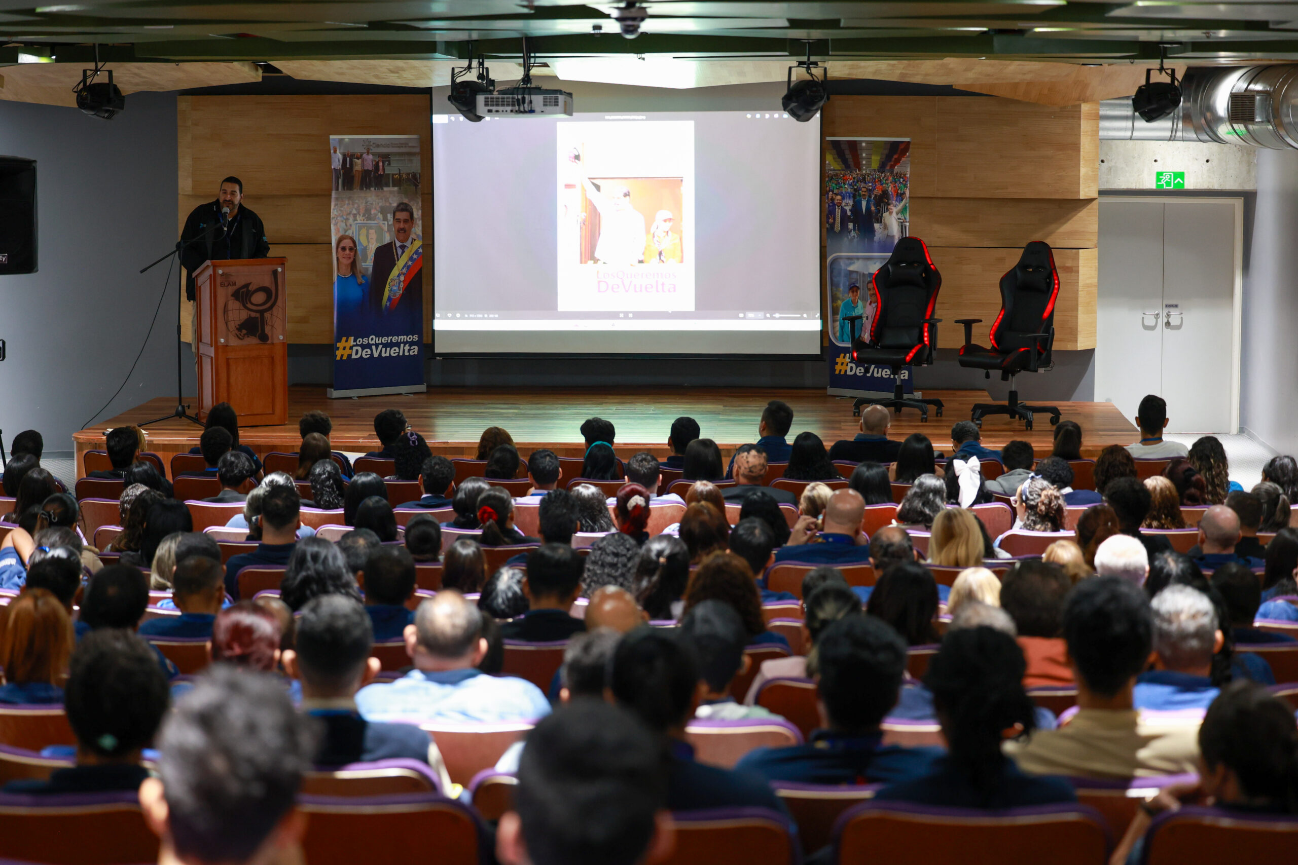 Realizan Conversatorio Ciencia para la Vida: Diálogos por la paz y la soberanía en Caracas