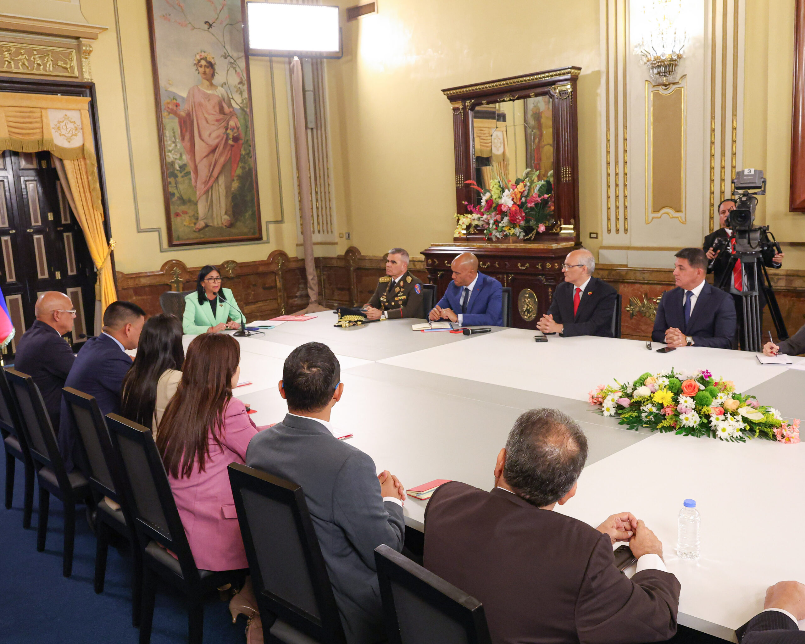 Presidenta Encargada Delcy Rodríguez presenta ante la AN leyes estratégicas para robustecer soberanía científica y tecnológica
