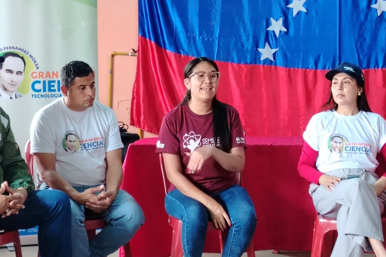 Comunidades larenses fortalecen formación ideológica antiimperialista