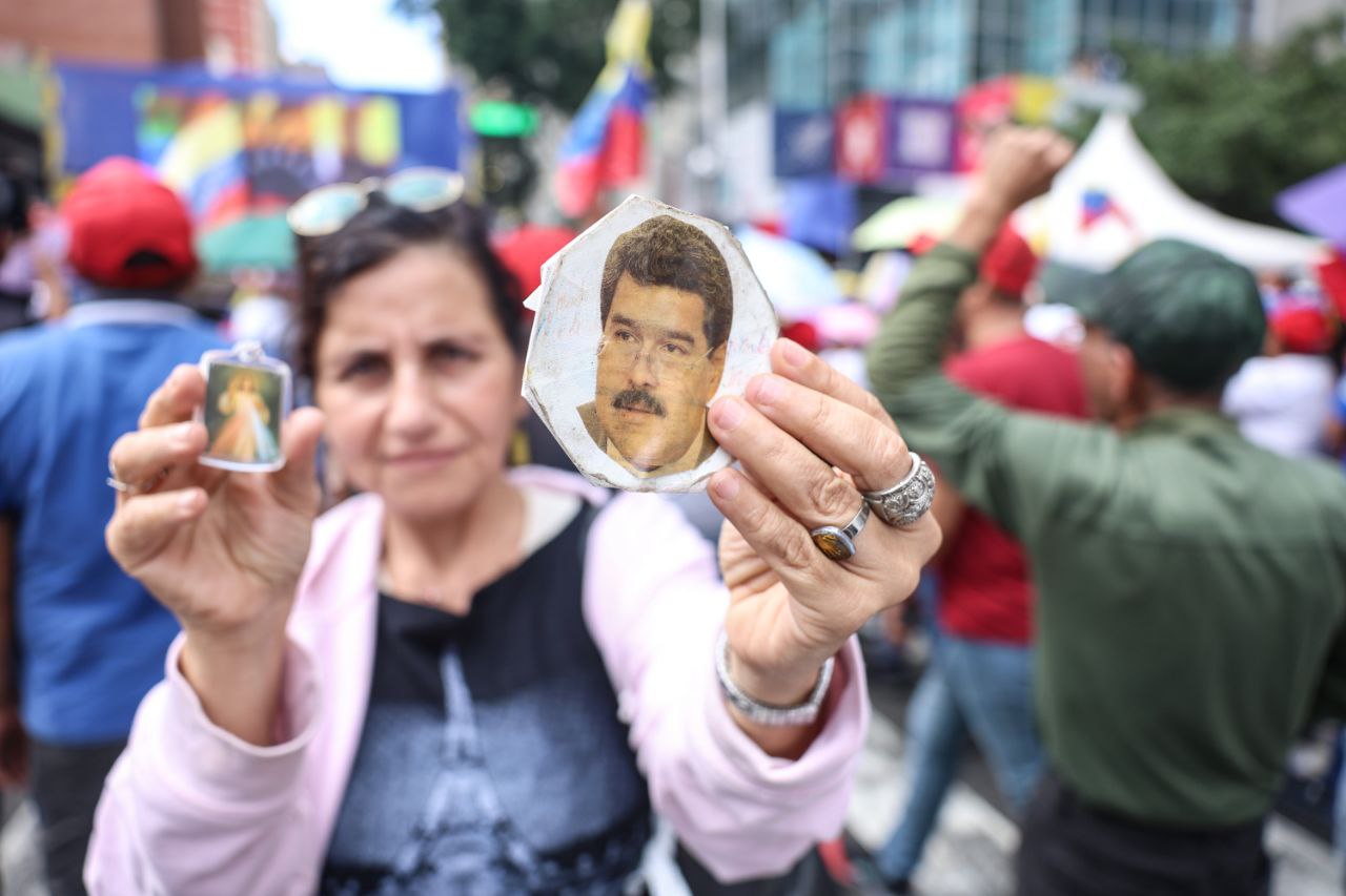 Sector científico y tecnológico exige liberación del presidente constitucional Nicolás Maduro