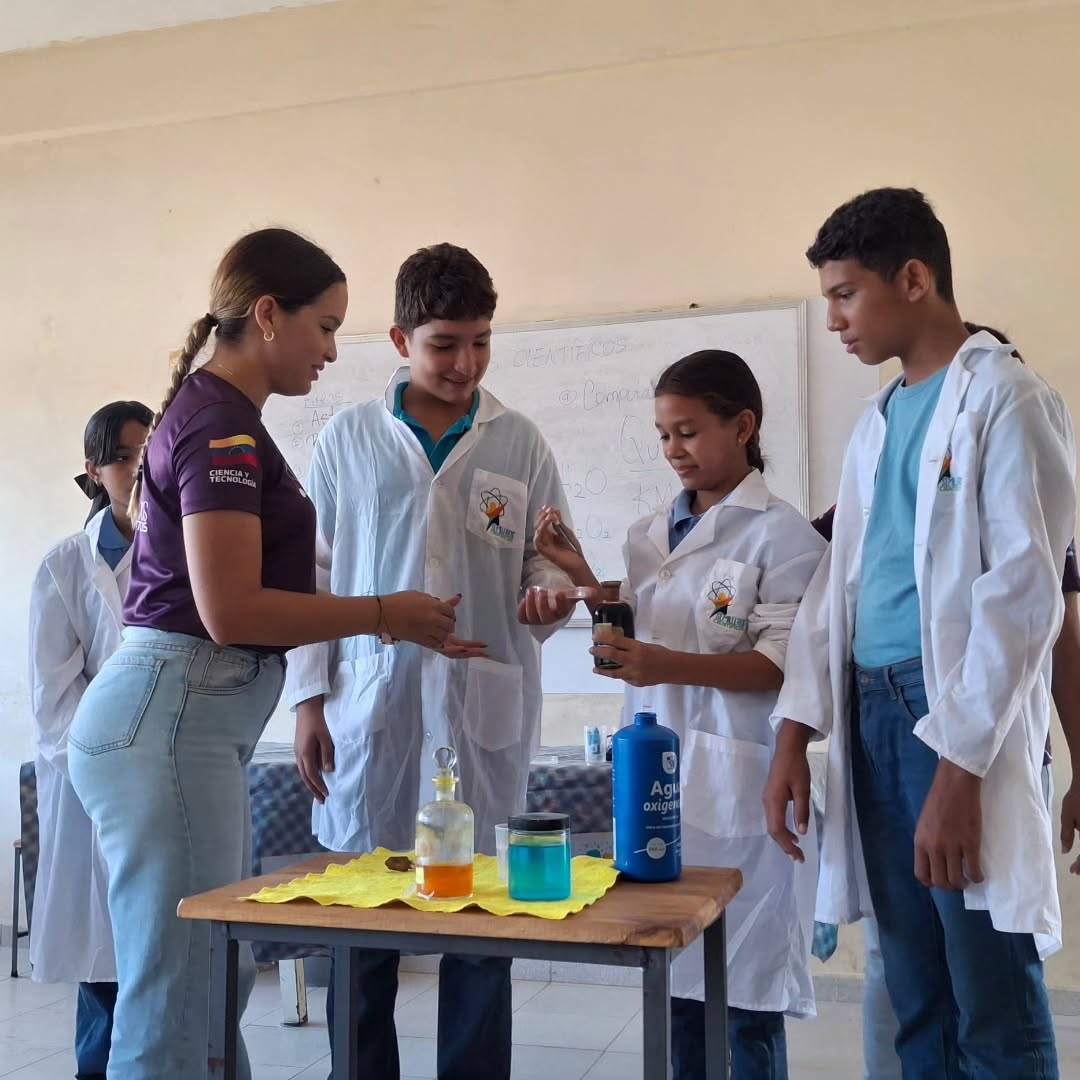 Más de 190 estudiantes de Nueva Esparta se acercaron a diferentes áreas de las ciencias