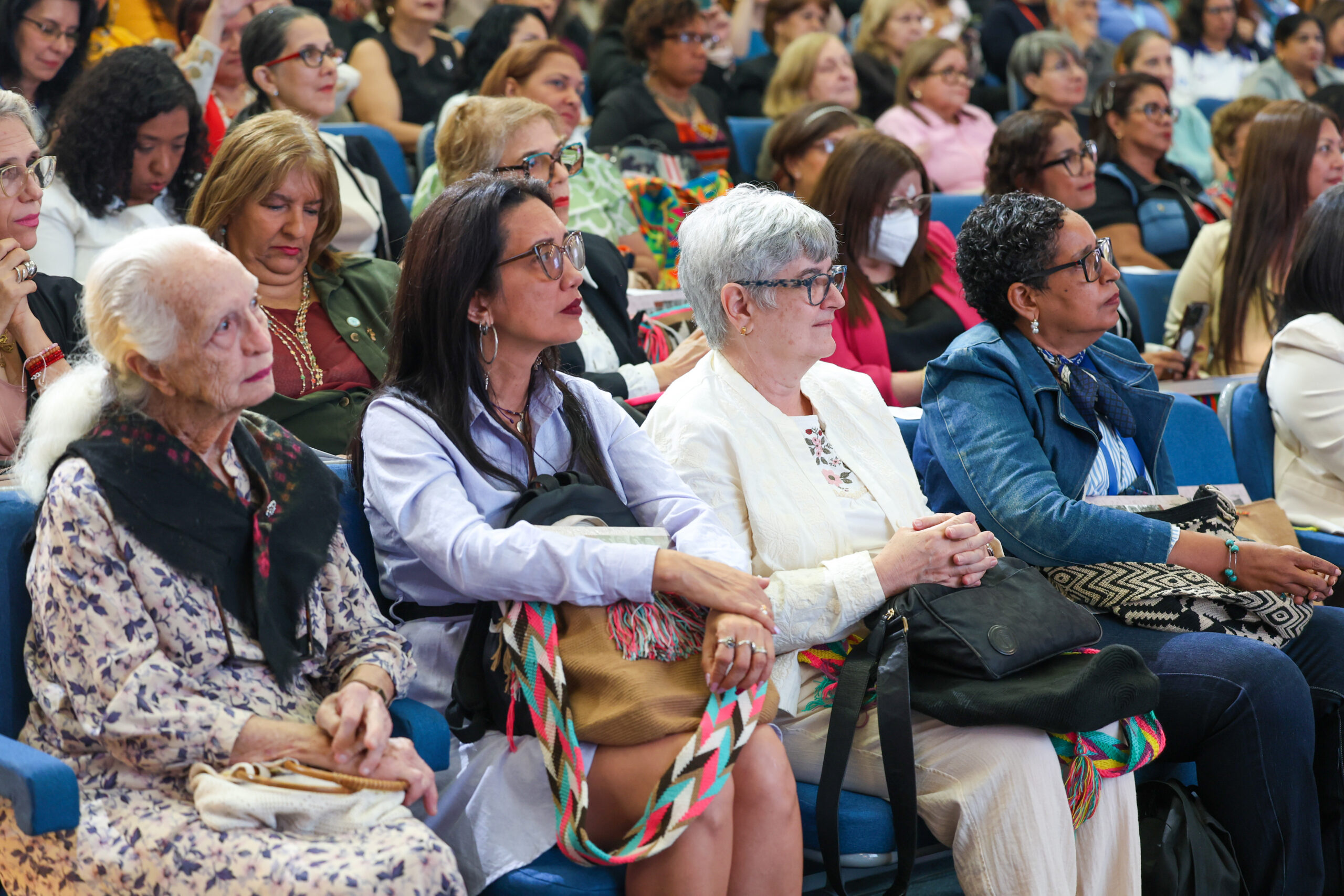 Gobierno Bolivariano homenajea a mujeres y niñas de las ciencias en su día