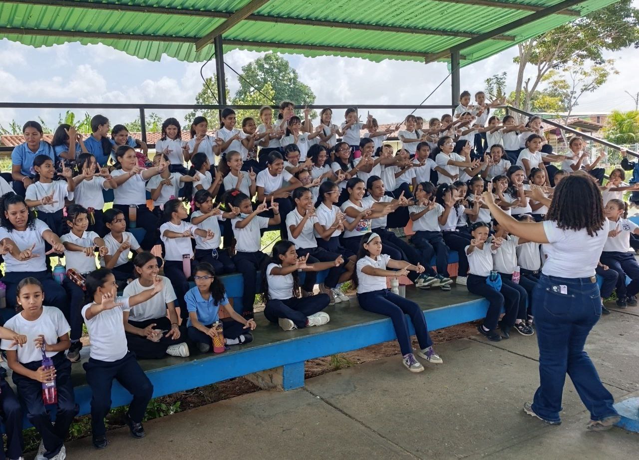 Más de 100 niñas de Monagas participan en jornada científica