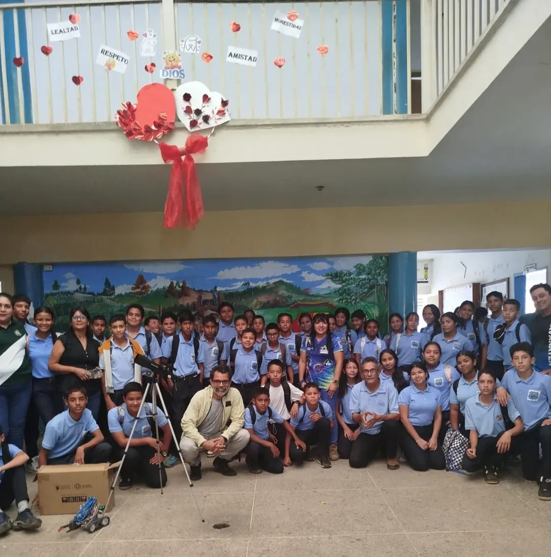 Centro Didáctico de Carabobo fortalece conocimiento científico en estudiantes de Paramaconi II