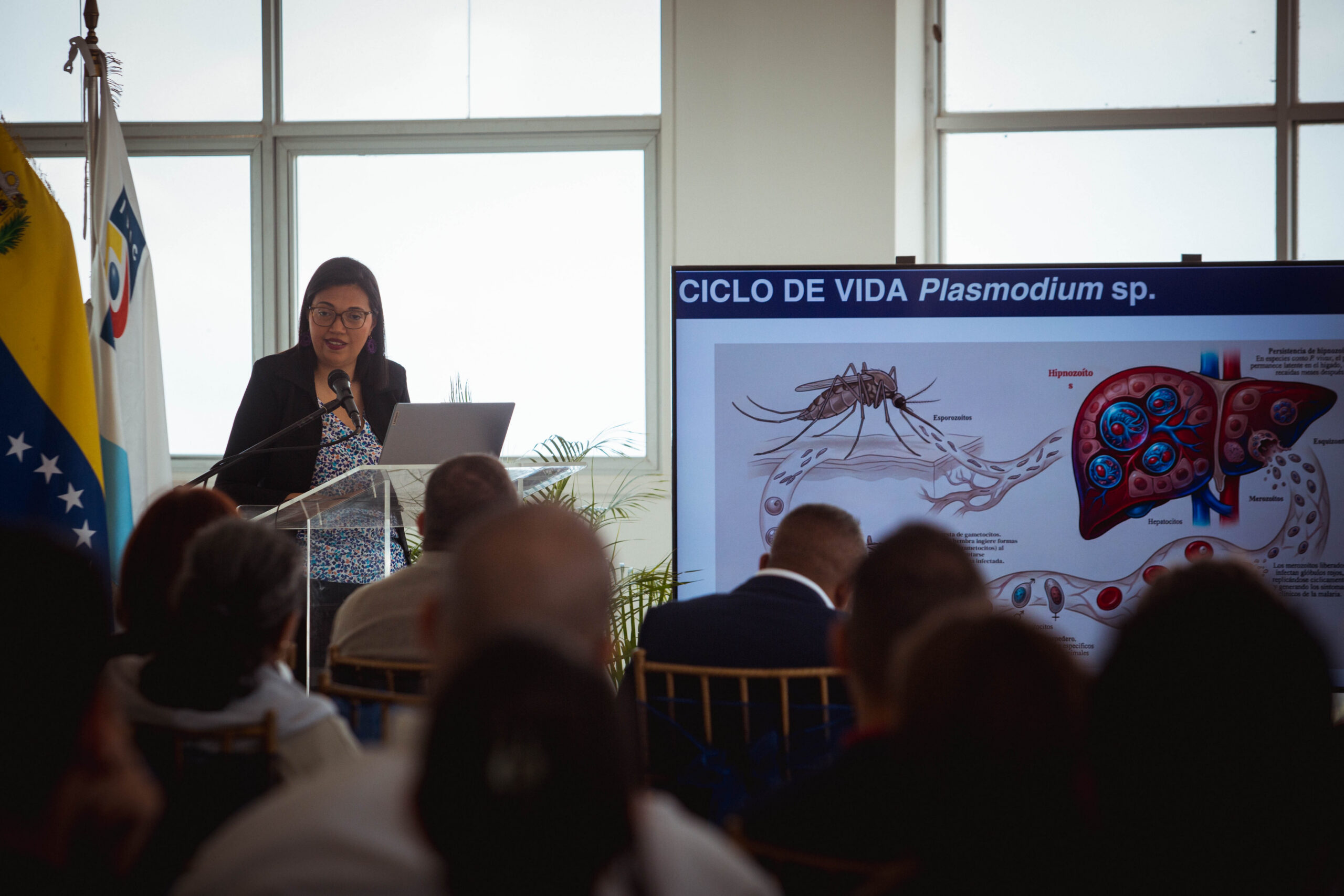 Comunidad del IVIC participa del Ciclo de conferencias académicas por 67 aniversario