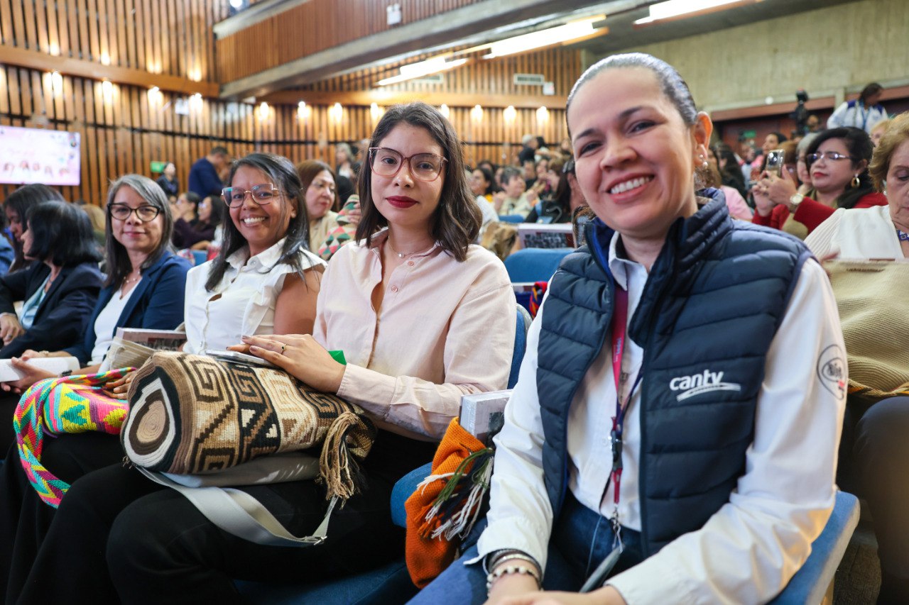 Mujeres en las Ciencias reafirman su compromiso con el desarrollo del país