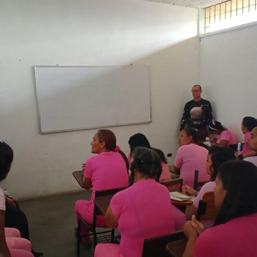 Guárico | Privadas de libertad reciben formación en pensamiento crítico