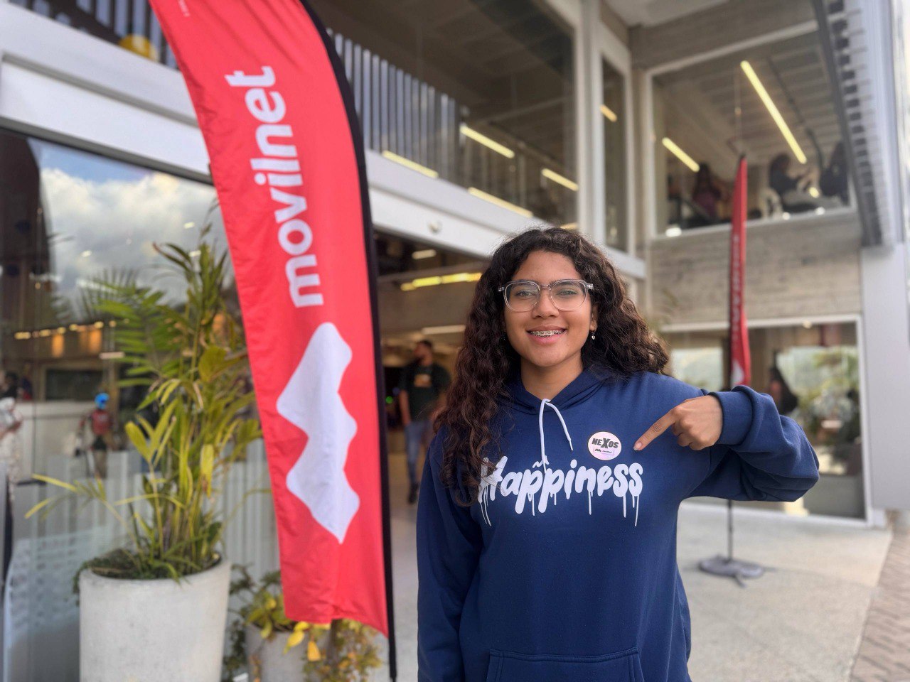 Estudiantes de la Universidad Nacional de las Ciencias experimentan plataforma Nexos Movilnet