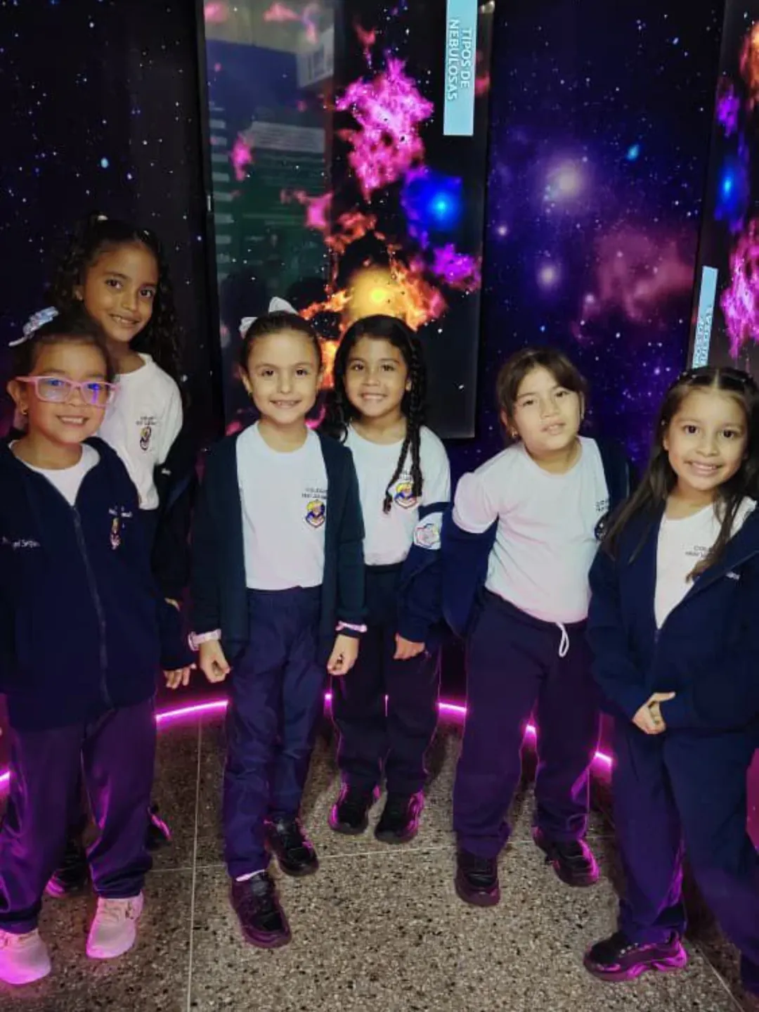 Ruta Científica cautiva a niños del Colegio Fray Luis Amigo con exploración práctica de astronomía y robótica