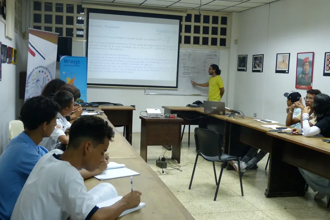 Jóvenes aragüeños se preparan para brillar en II Olimpiadas Venezolanas de Astronomía