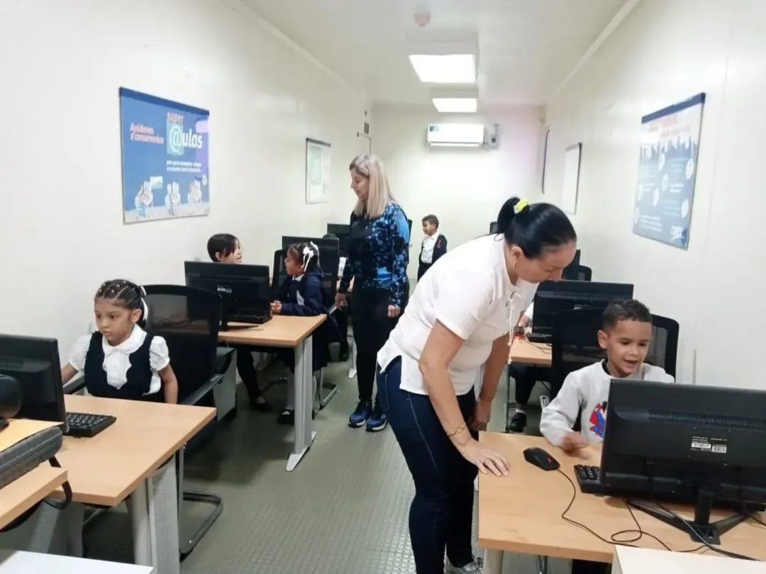 Trujillo | Jóvenes se capacitan en el manejo del sistema operativo Canaima