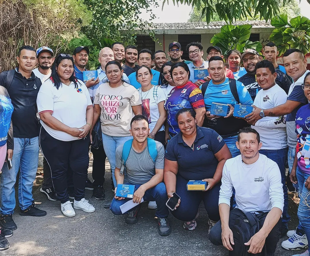 Docentes de Amazonas se forman en áreas técnicas a través de la agenda Pequeños Ingenieros