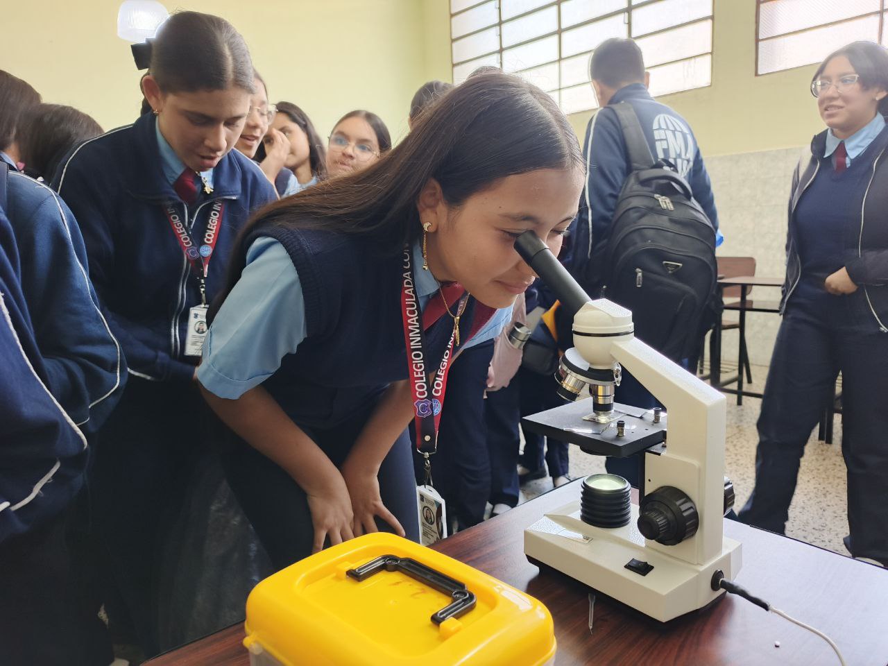 Programa Nacional Semilleros Científicos empodera a 367 jóvenes en Mérida