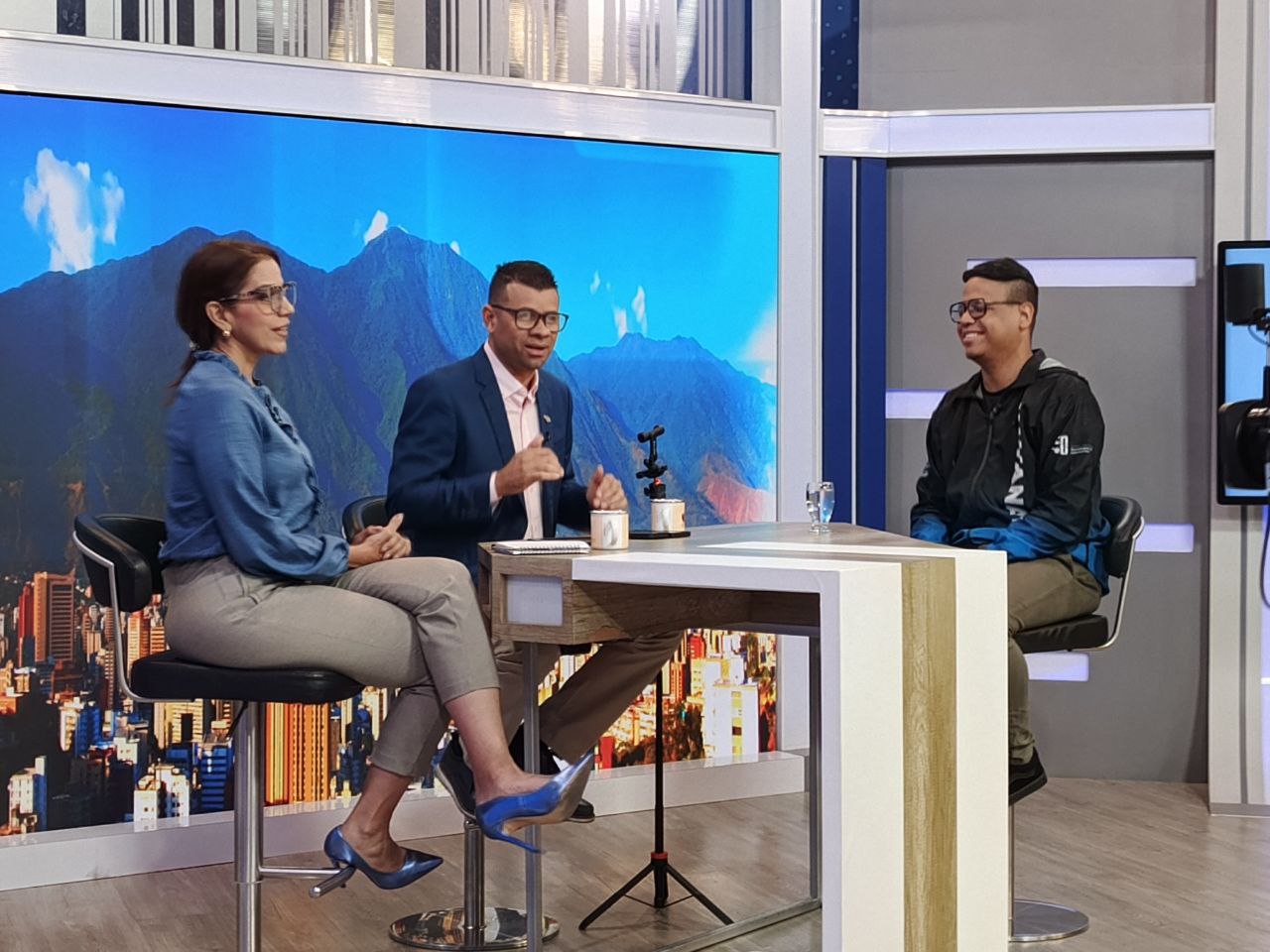 Convocan al primer conversatorio de 2026 para masificar el software libre