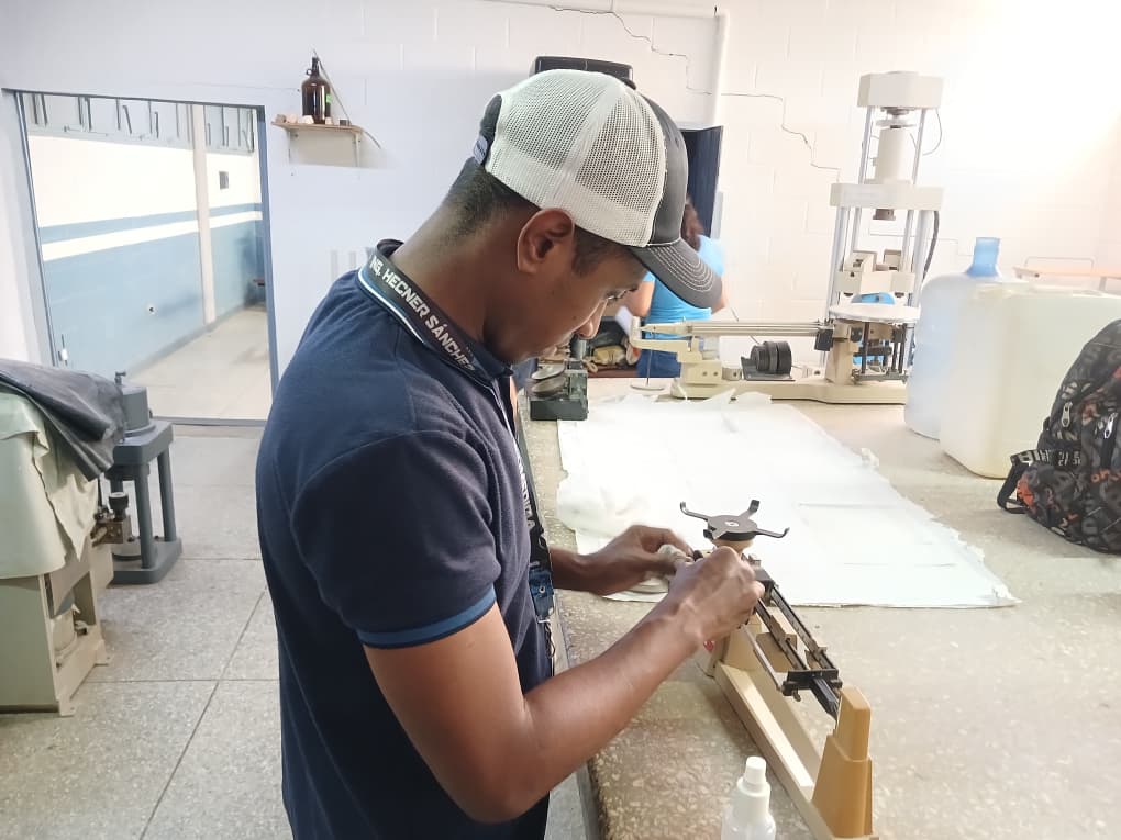 Cayapa Heroica reactiva equipos del Laboratorio de Suelos en la Unefm Falcón