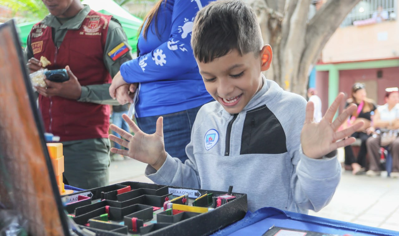 Gran Misión Dr. Humberto Fernández-Morán fortalece abordaje científico en comunidades de Caracas