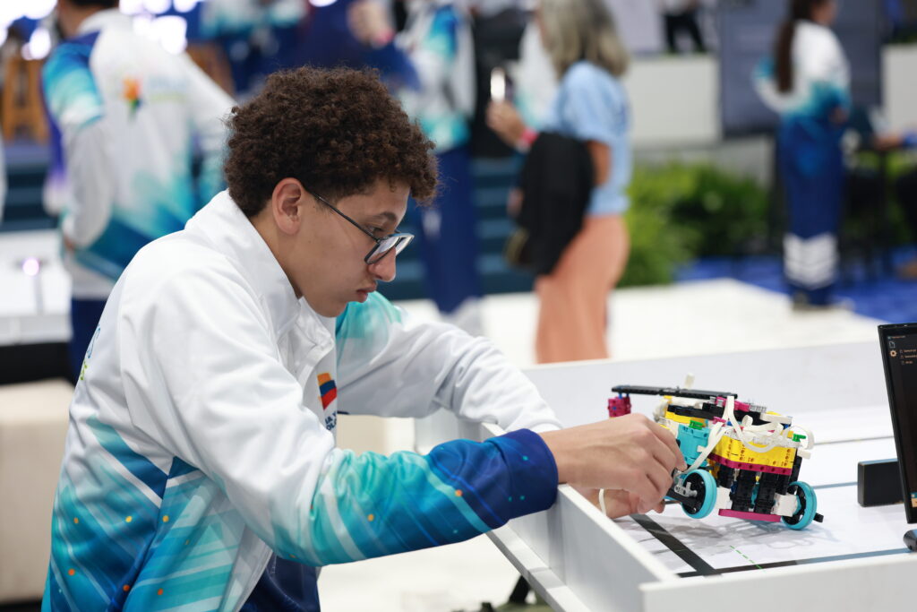 Semilleros Científicos, un millón