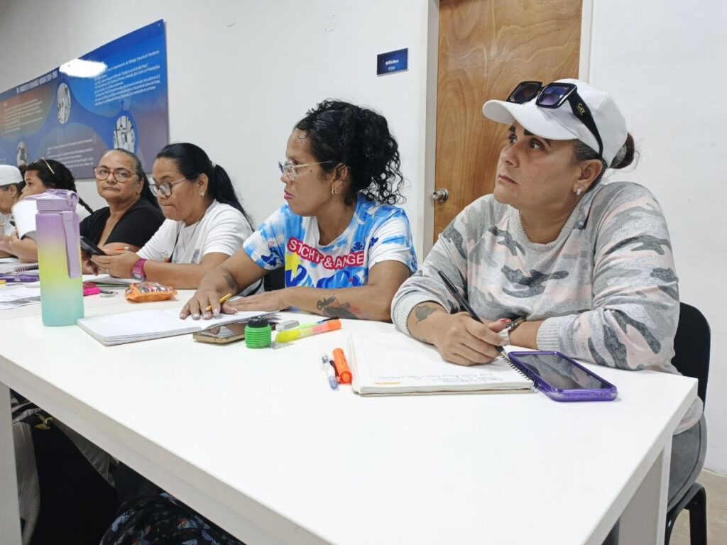 docentes de La Guaira