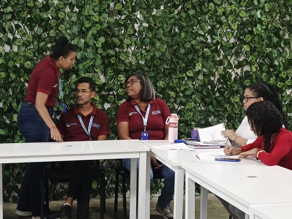 docentes de La Guaira