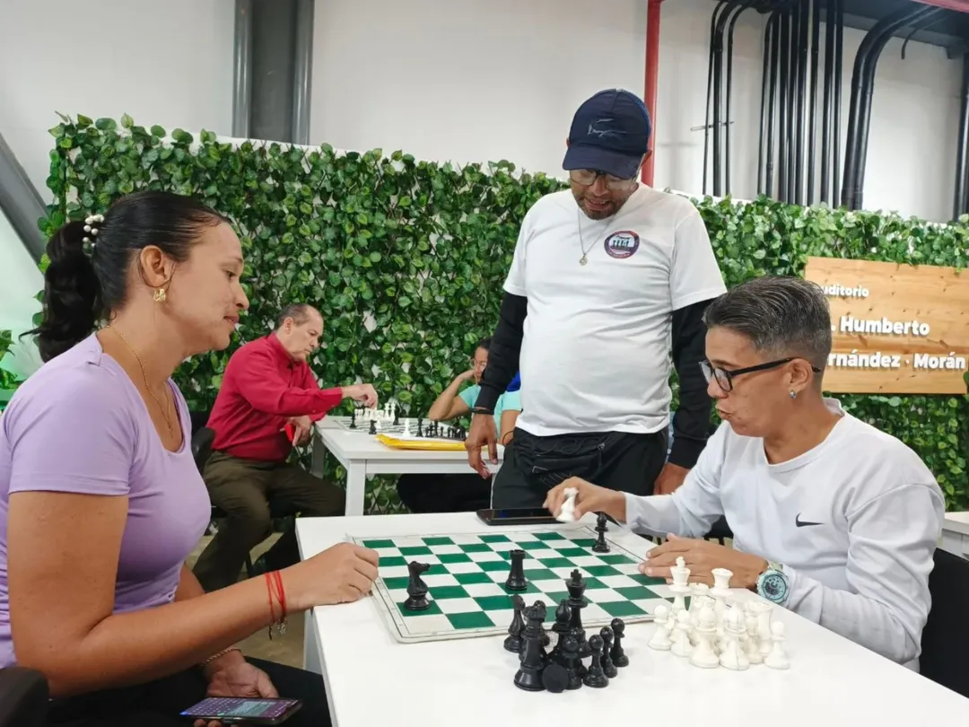 Fundacite La Guaira fortalece formación docente con diplomado de Ajedrez