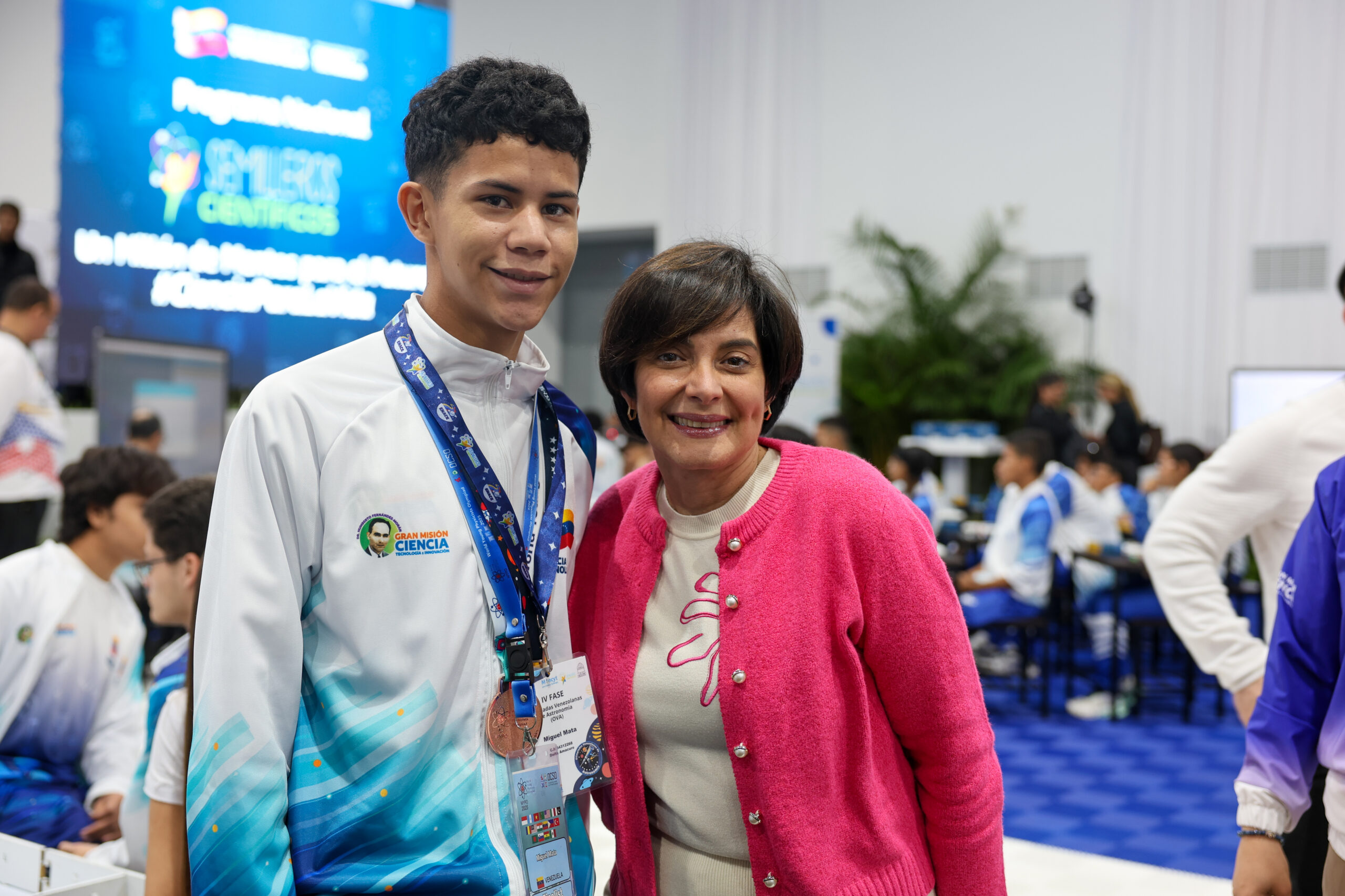 Ministra Gabriela Jiménez: Programa Nacional Semilleros Científicos representa una política de soberanía científica