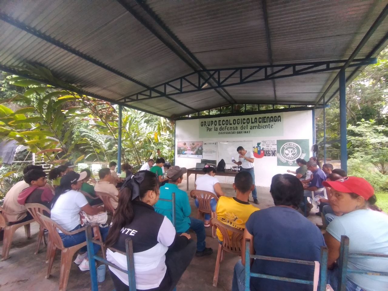 ACAV fortalece el manejo fitosanitario del cacao en Barinas