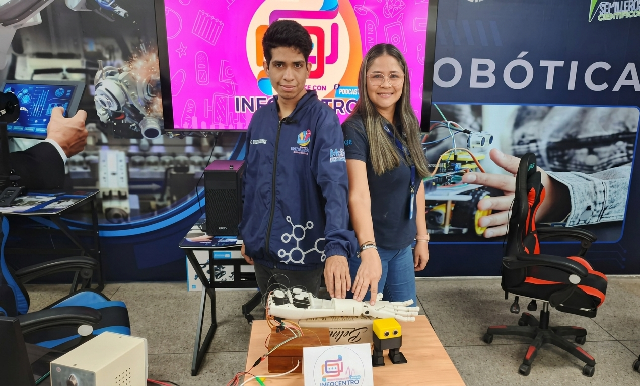 Joven trujillano crea mano robótica para eliminar barreras de comunicación en la comunidad sorda